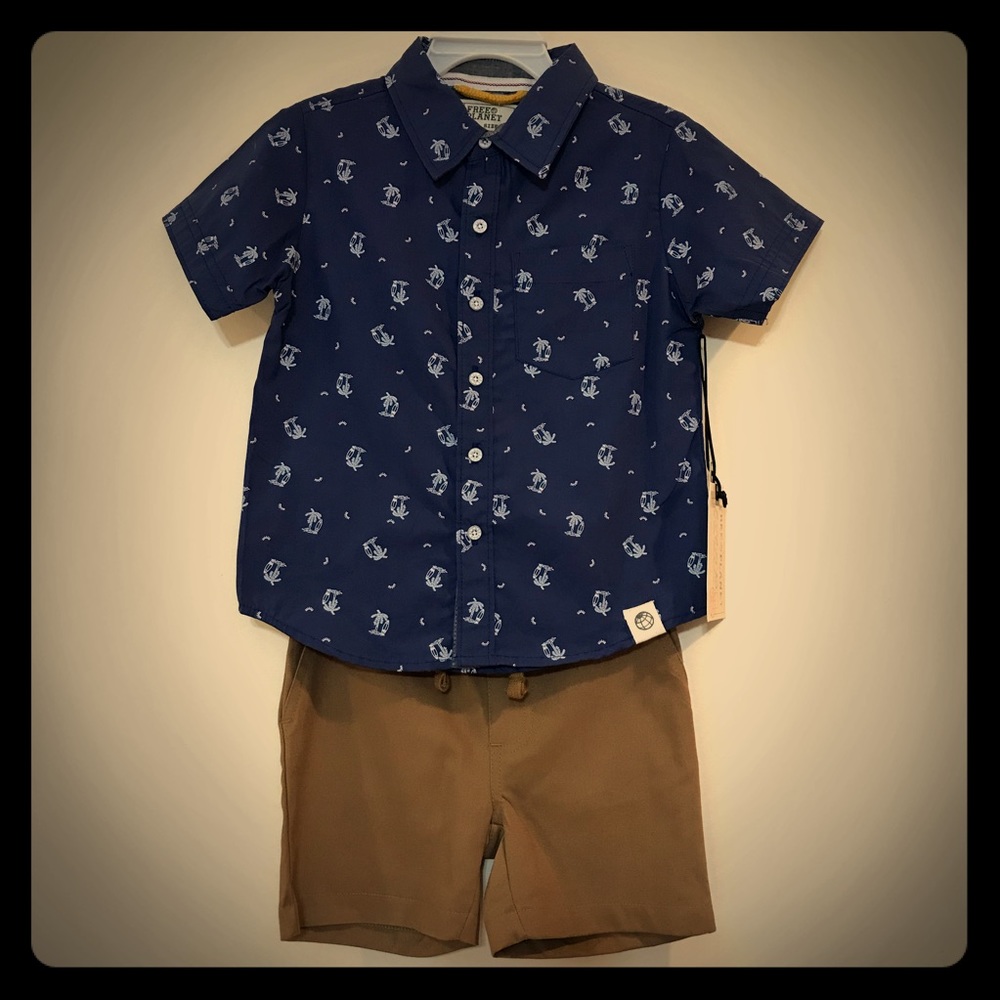 NWT Free Planet Boys 2 Pieces Set